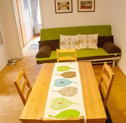 Bascarsija & מריבור